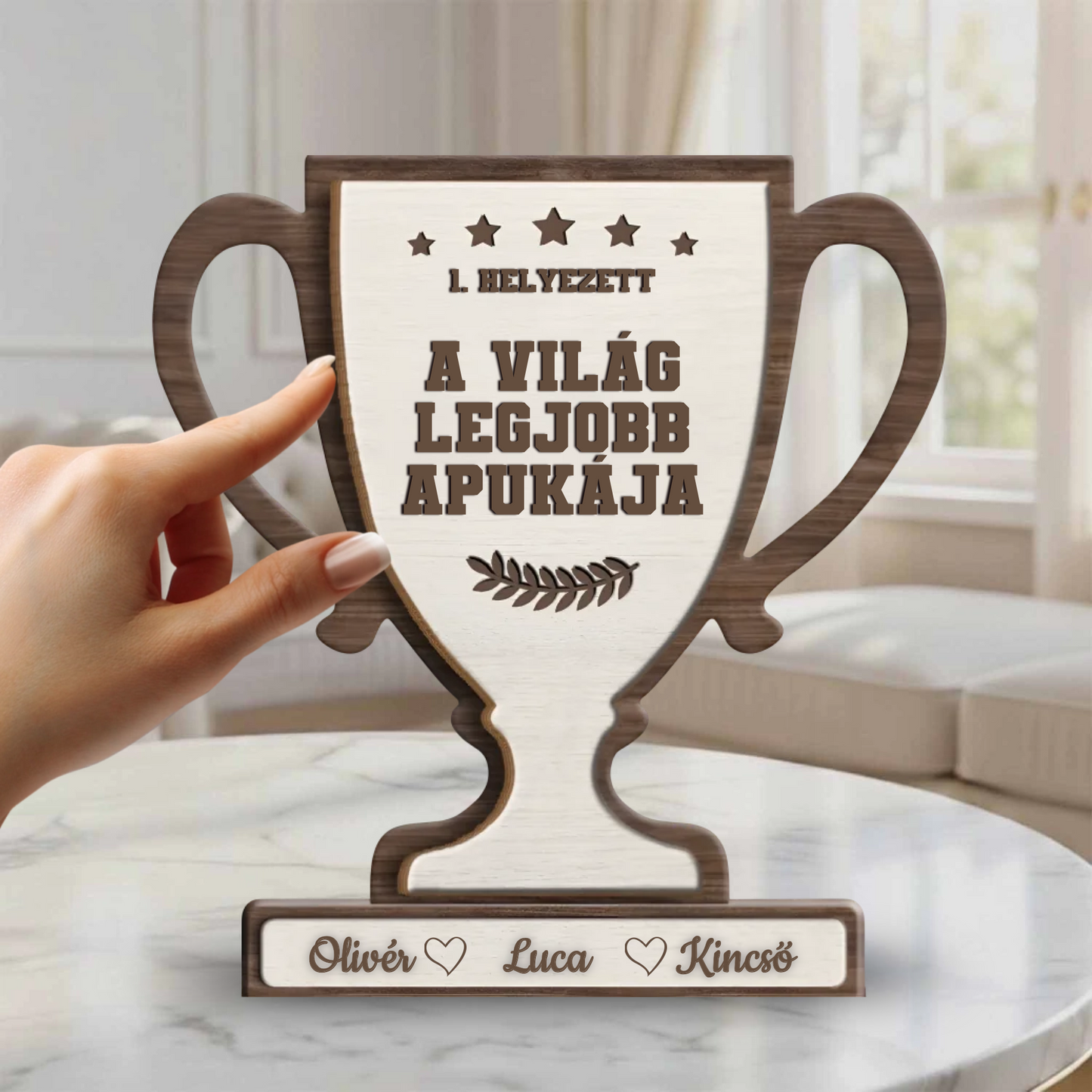 Örökké A Mi Hősünk – Egyedi Fa Díj Apának