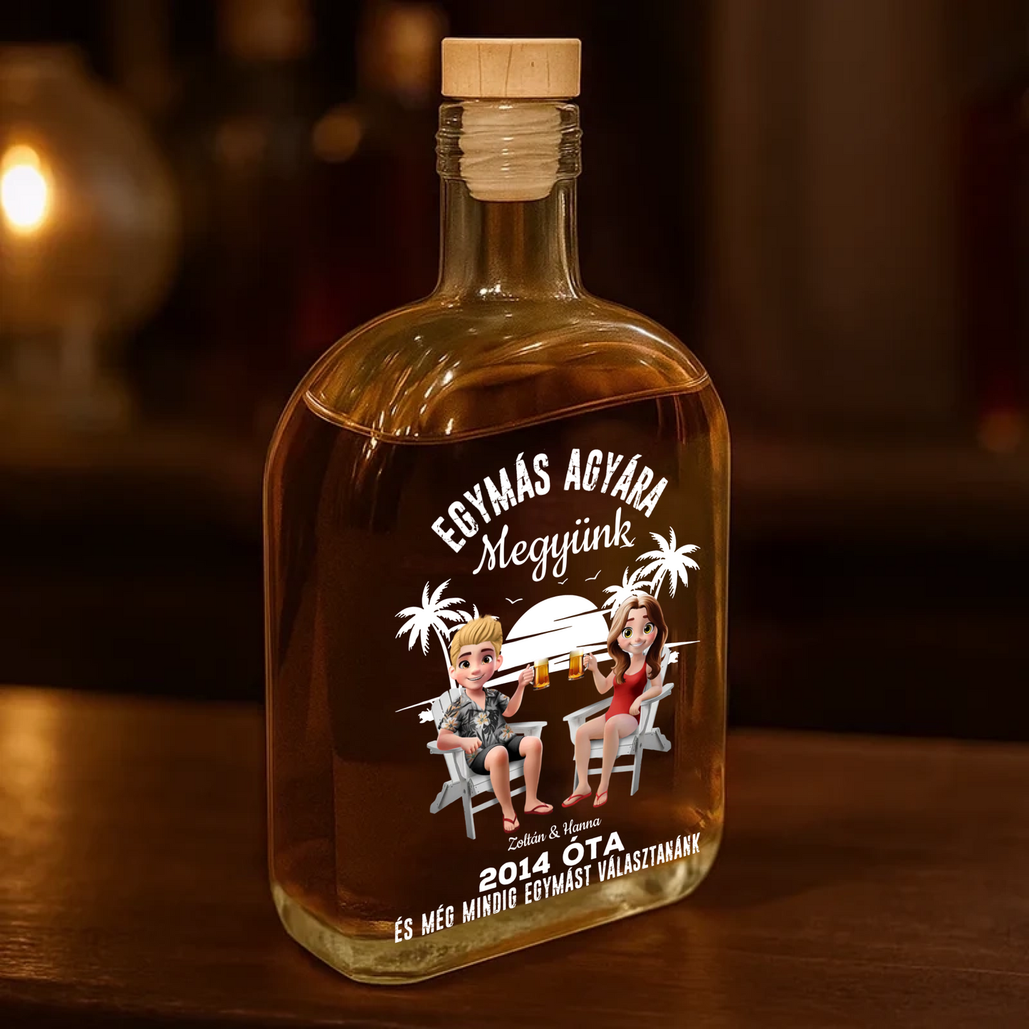 Évek Óta Együtt – Személyre Szabott Whiskey Díszüveg Pároknak